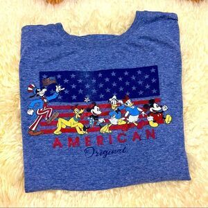 Disney Blue Patriotic Flag  T-shirt M